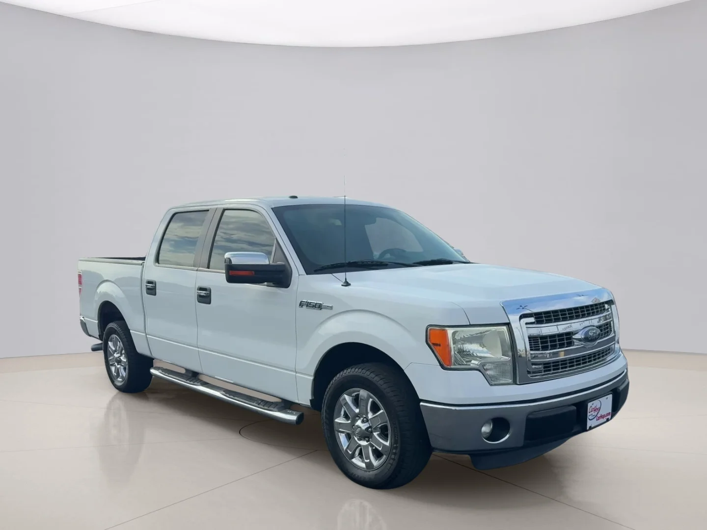 Used 2013 White Ford XLT image 7