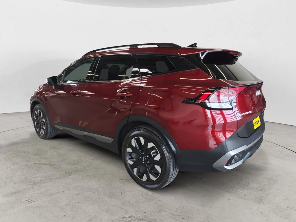 Used 2023 Red Kia X-Line Prestige image 7