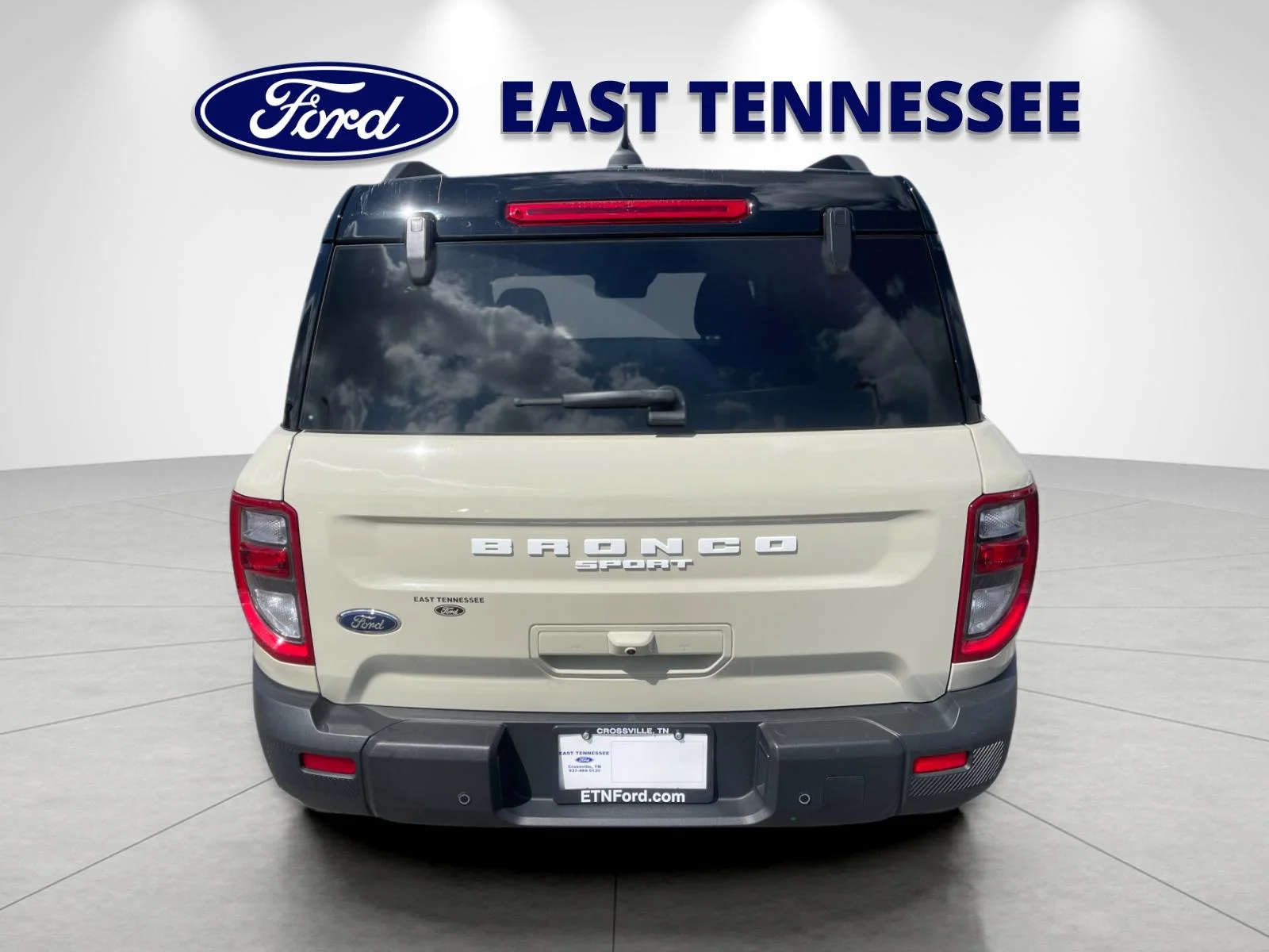 Used 2025 Beige Ford Outer Banks image 4