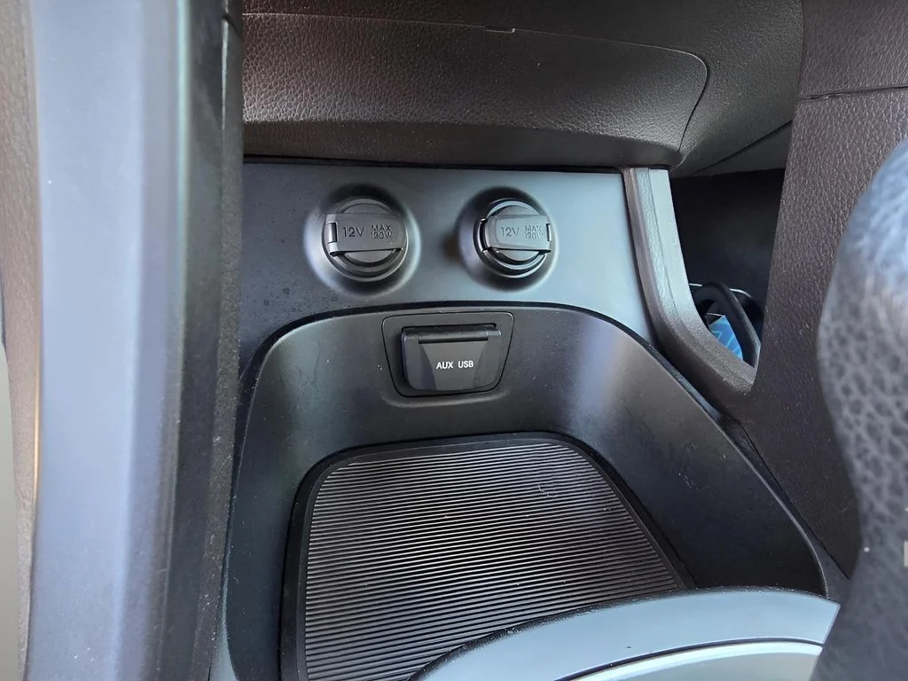 Used 2015 Frosted Mocha Hyundai GLS image 17