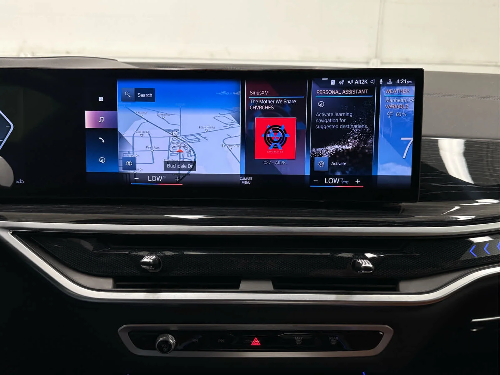 Used 2023 Alpine White BMW xDrive40i image 32