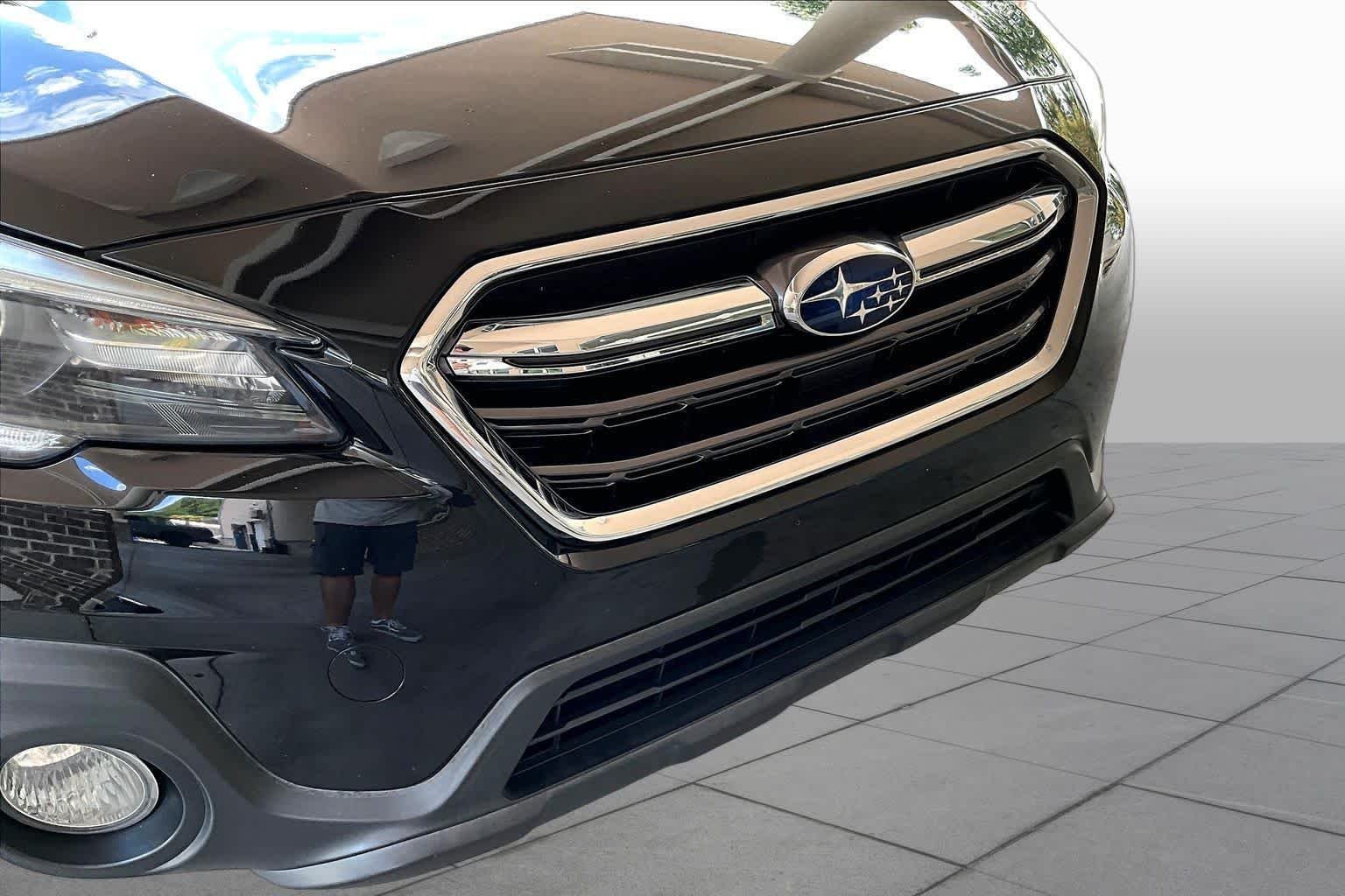 Used 2019 Crystal Black Silica Subaru Limited image 30