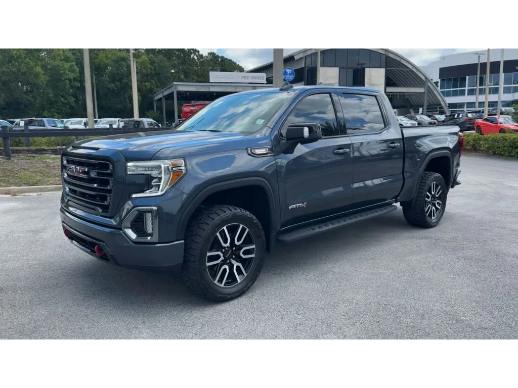 Used 2021 Dark Sky Metallic GMC AT4 image 4