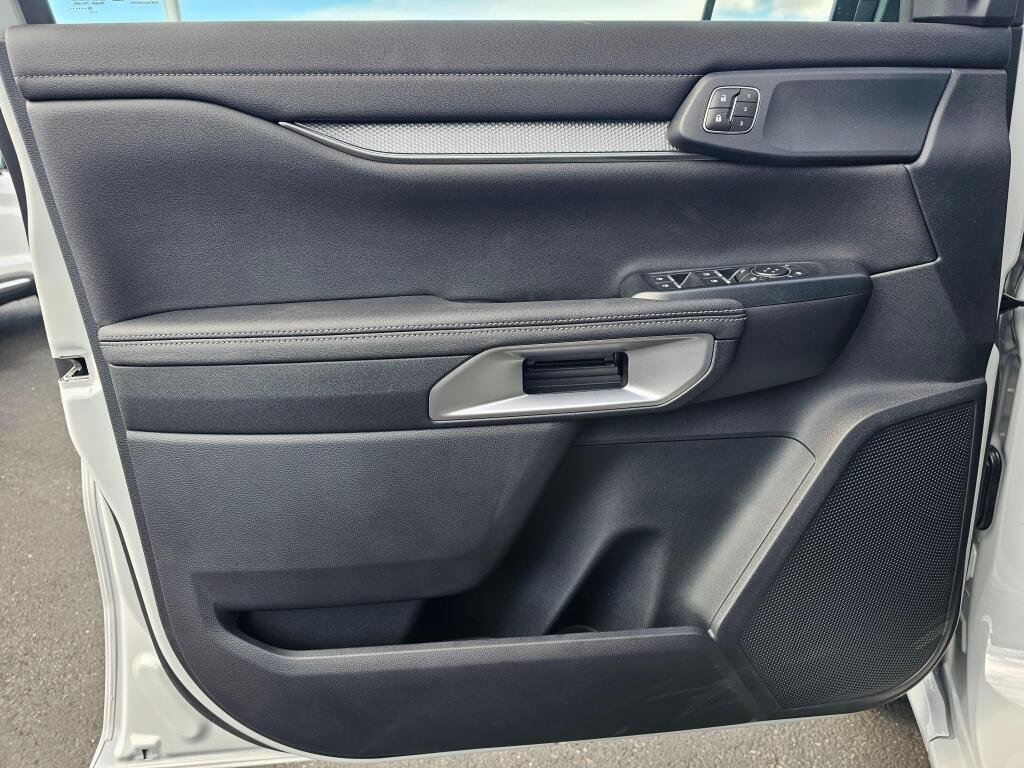 New 2026 Avalanche Ford Lariat® image 21