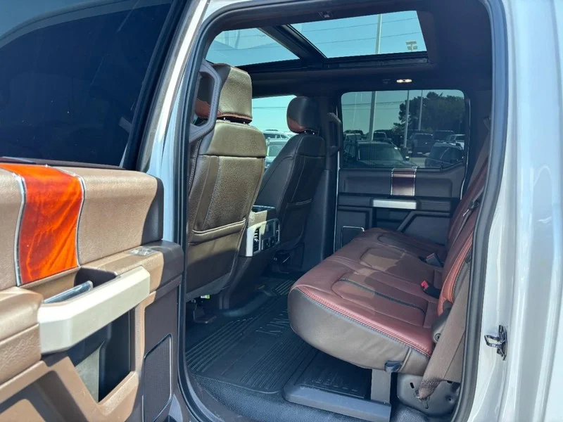 Used 2022  Ford King Ranch image 10