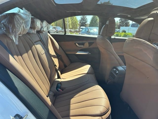 New 2027 Polar White Mercedes-Benz E 350 image 21