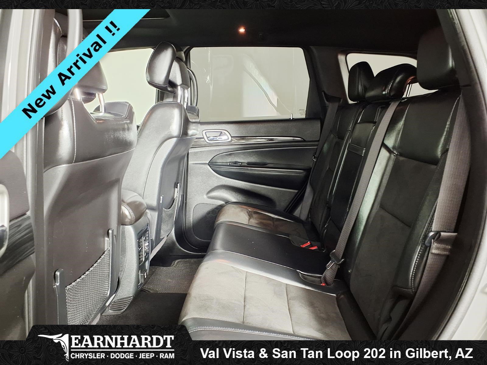 Used 2021 Sting-Gray Clearcoat Jeep Laredo X image 13
