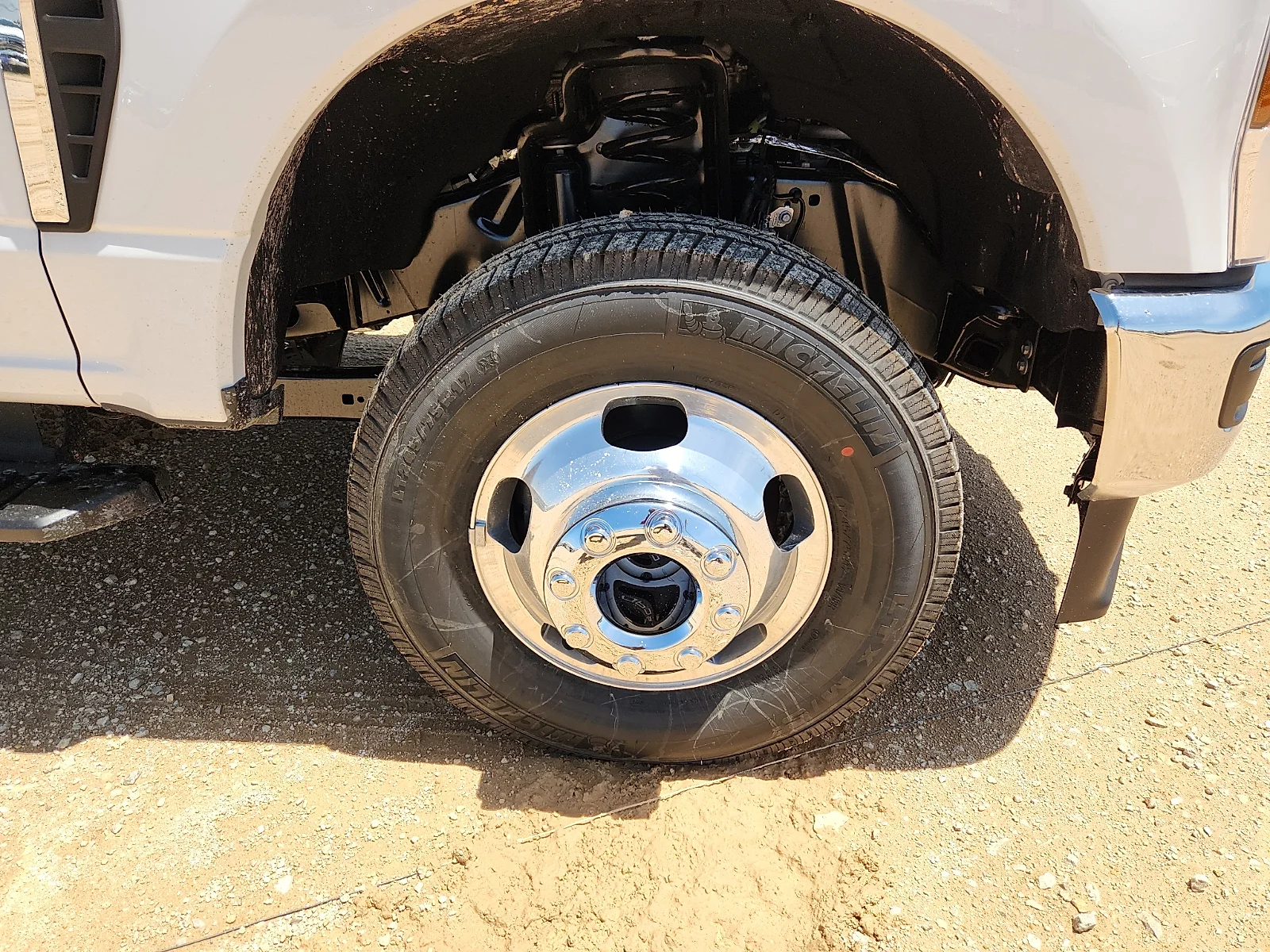 New 2026 Oxford White Ford F-350® XL image 9