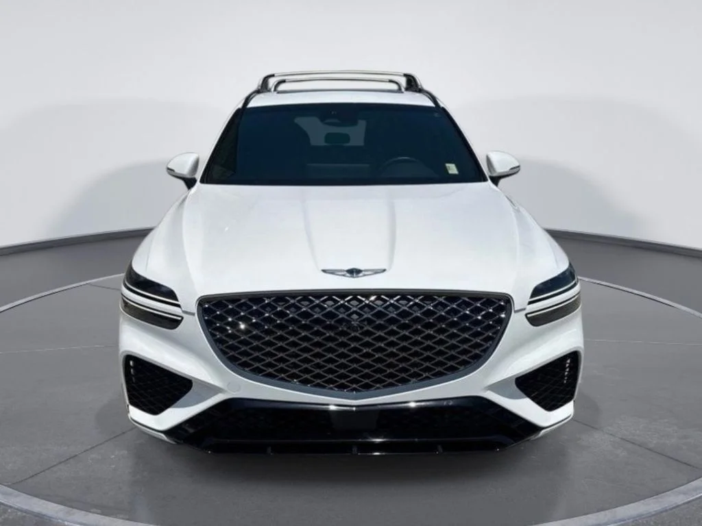 Used 2023 White Genesis 2.5T image 2