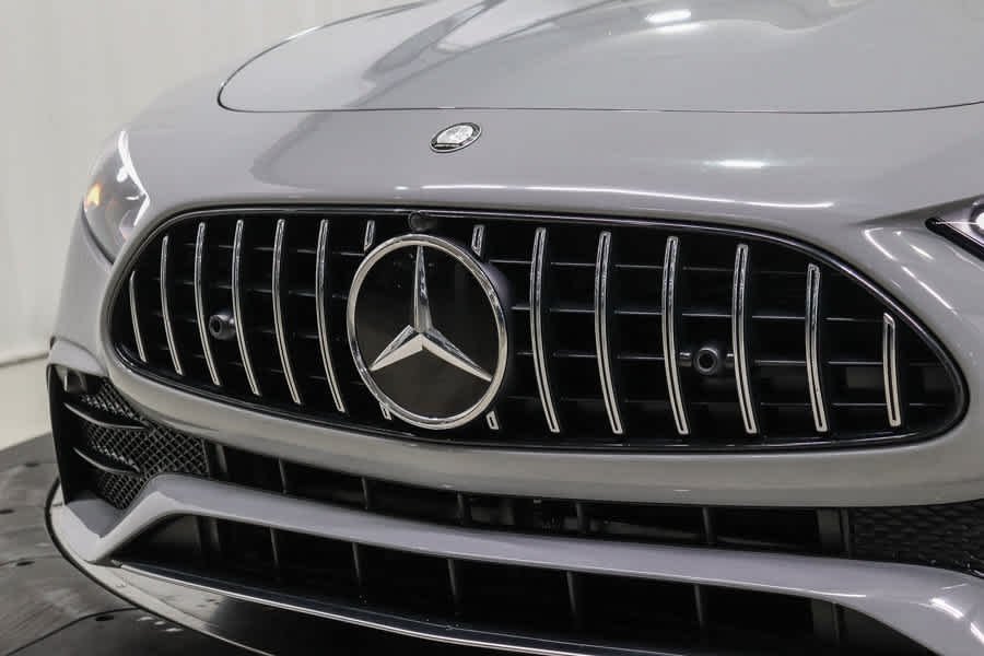 Certified Used 2023 MANUFAKTUR Alpine Grey Mercedes-Benz AMG® SL 43 image 20
