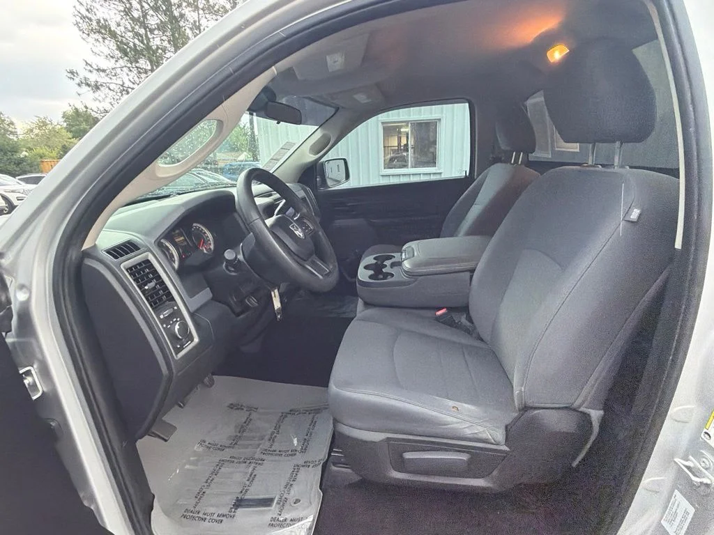 Used 2016 Silver Ram Tradesman image 19
