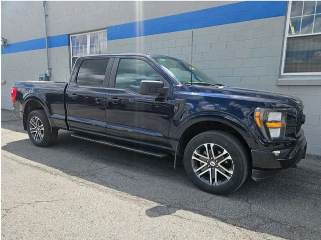 Used 2023 Blue Ford XL image 3
