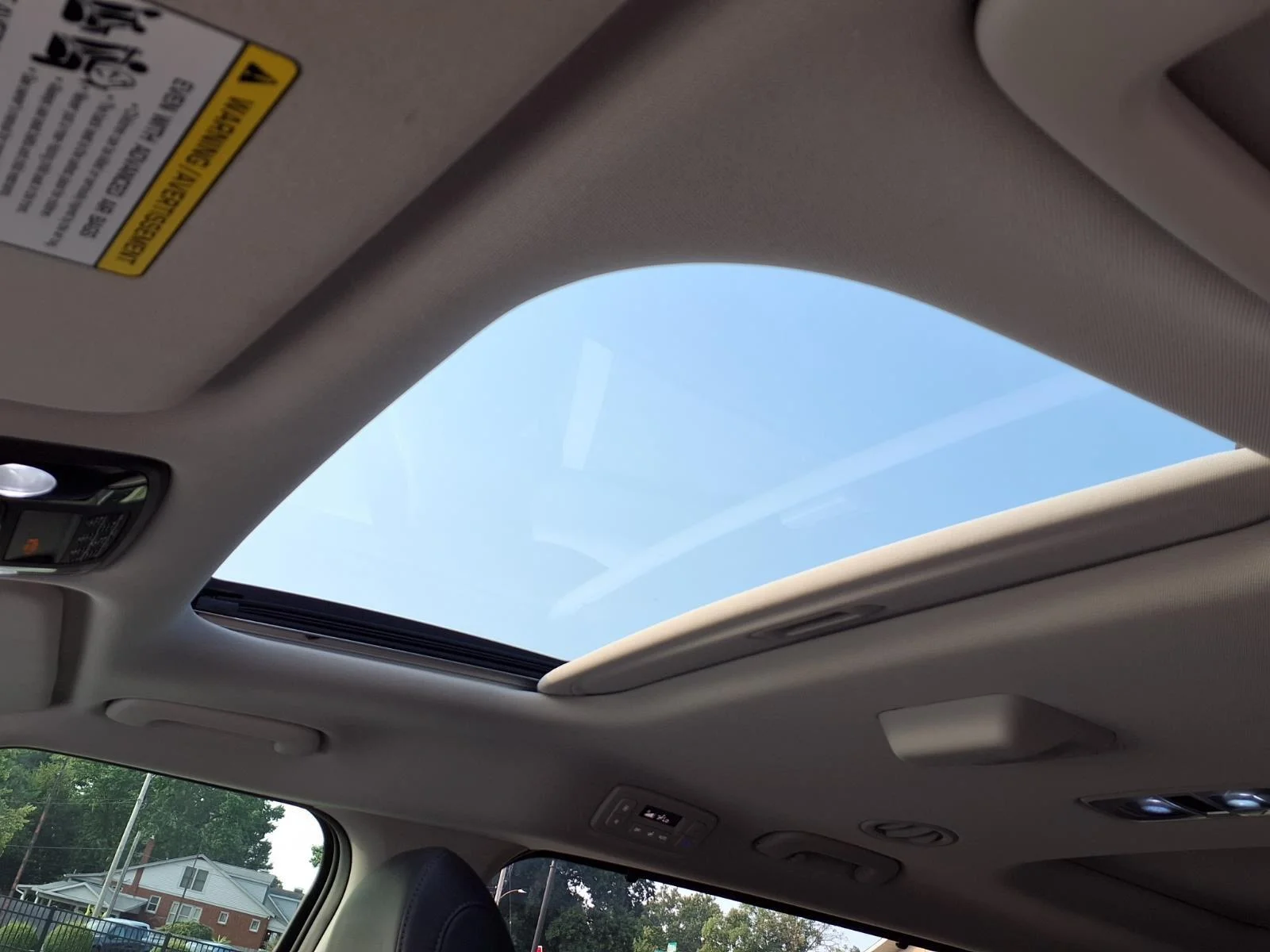 Used 2025 Ceramic Silver Kia SX Prestige image 23