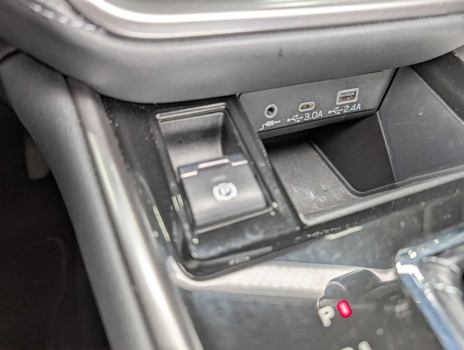 Used 2024 Magnetite Gray Metallic Subaru Premium image 29