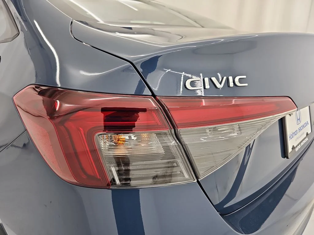 2025 Honda Civic Sport - Photo 37