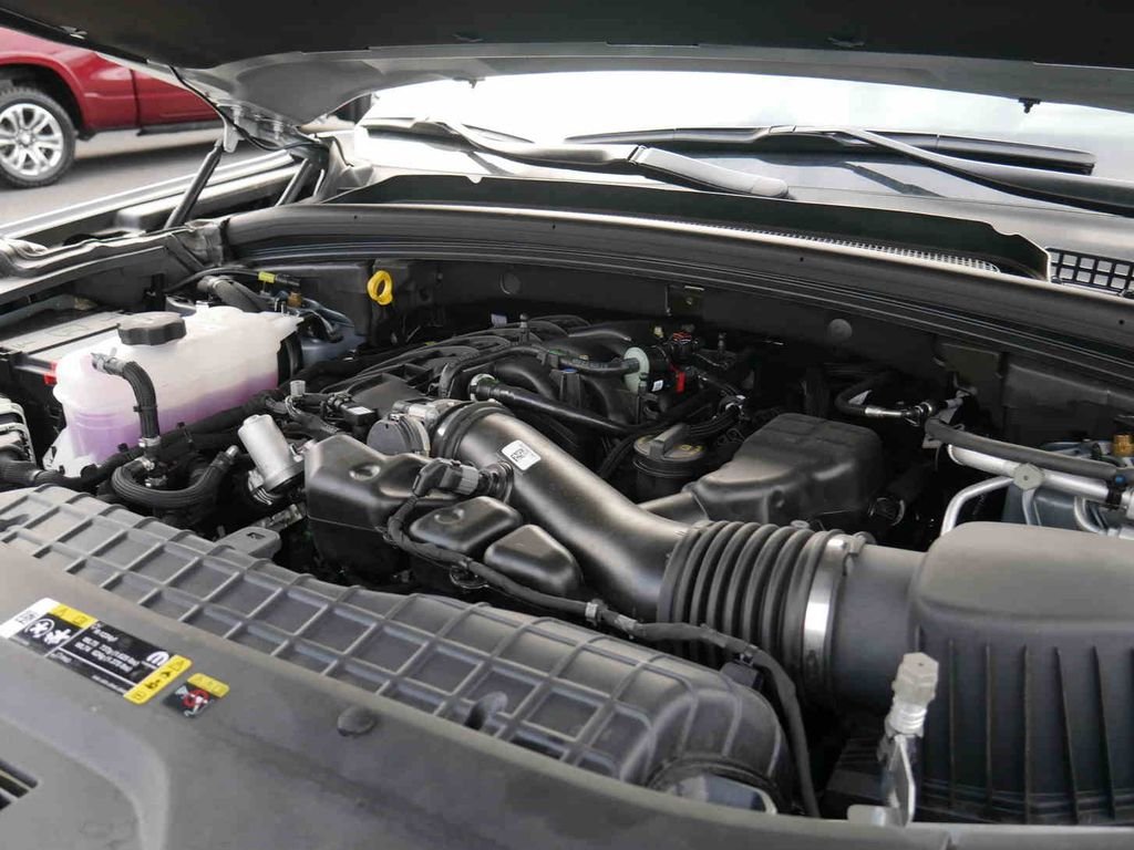 2025 Jeep Grand Cherokee L Overland - Photo 14