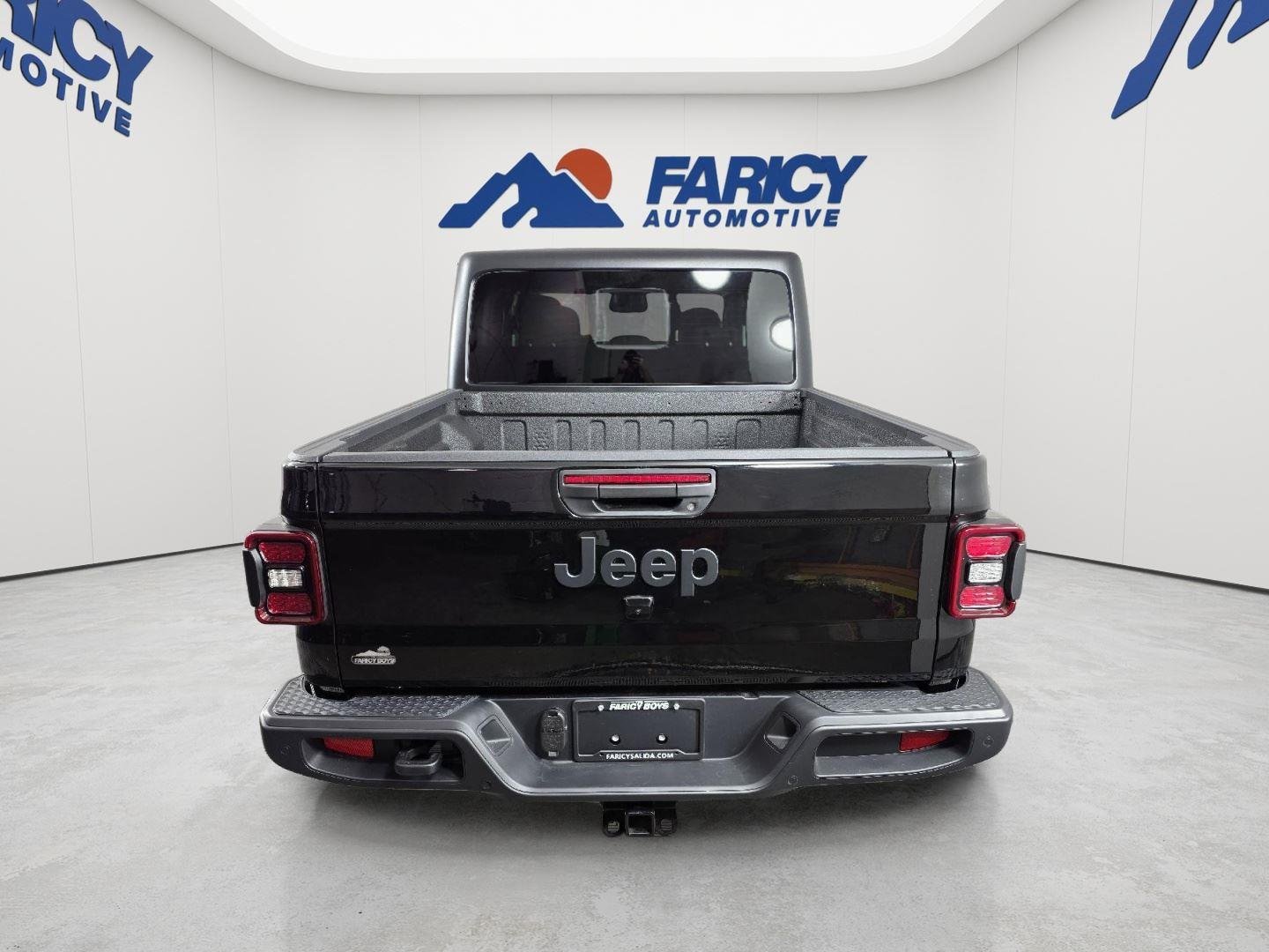 New 2026 Black Clear-Coat Exterior Paint Jeep Sport S image 4