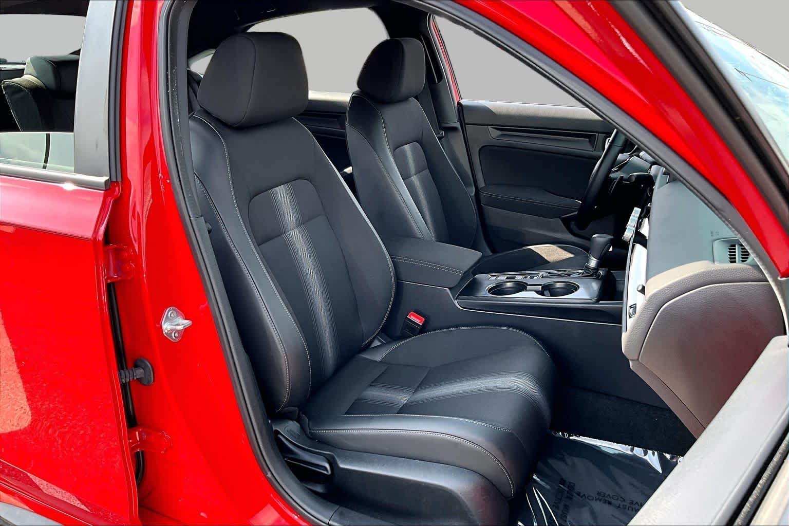 Used 2025 Rallye Red Honda Sport image 9