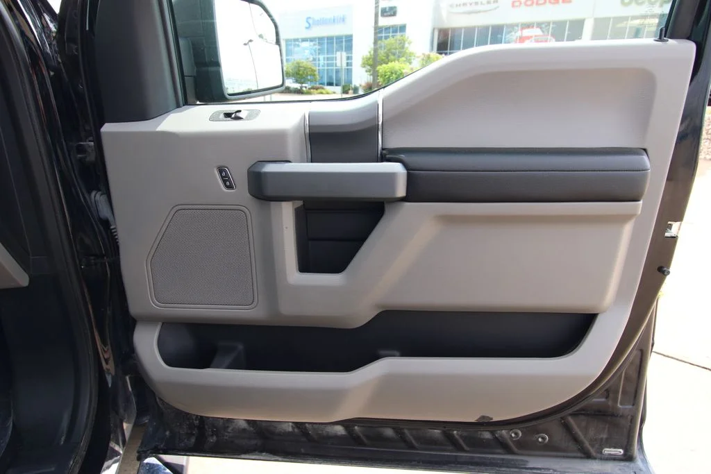 Used 2018 Black Ford XLT image 43