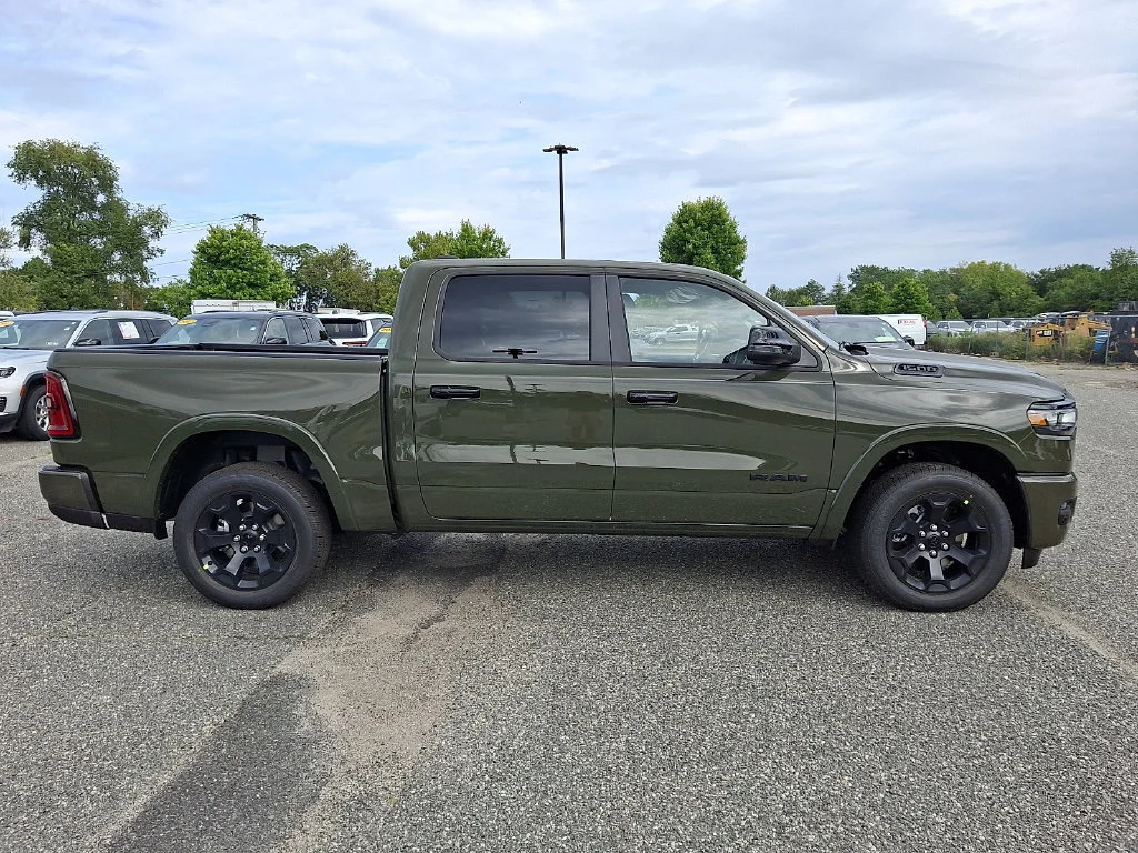 New 2027 Tank Exterior Paint RAM Big Horn image 9