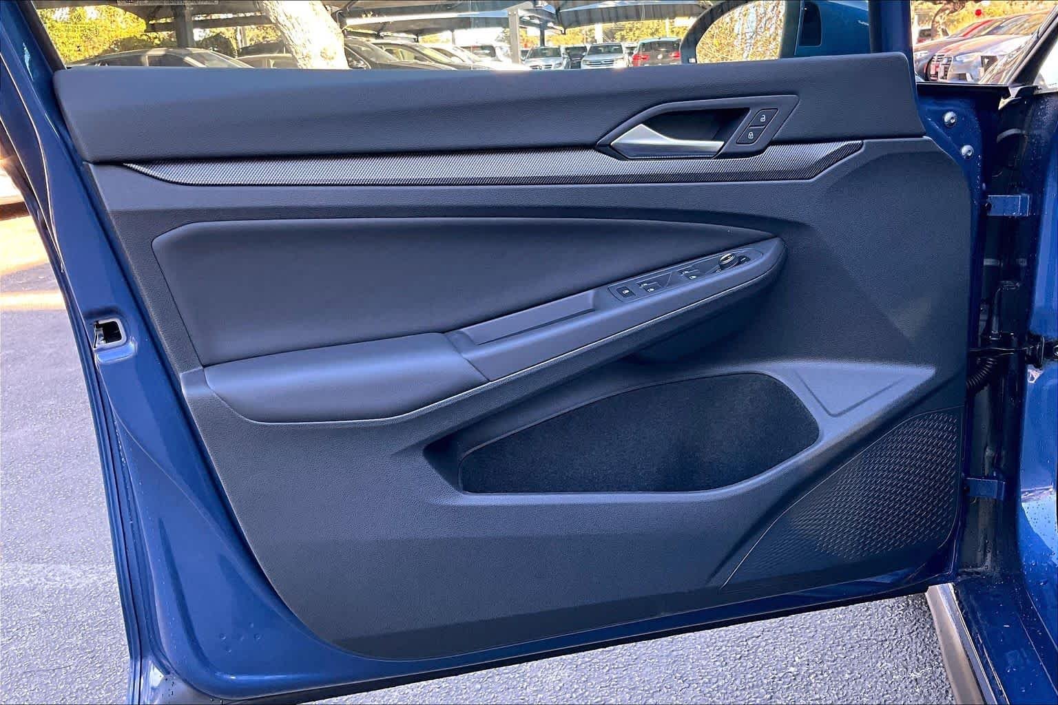 New 2026 Slate Blue Metallic Volkswagen SE image 10