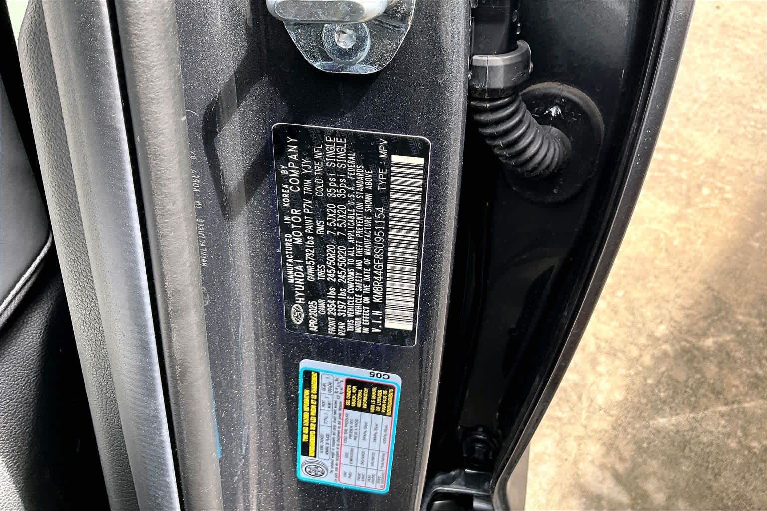 Used 2025 Steel Graphite Hyundai SEL Premium 7P image 35