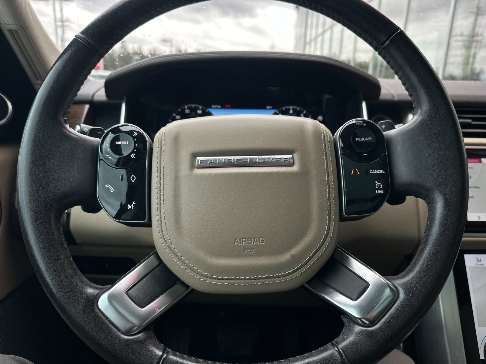 Used 2020 White Land Rover Base image 21