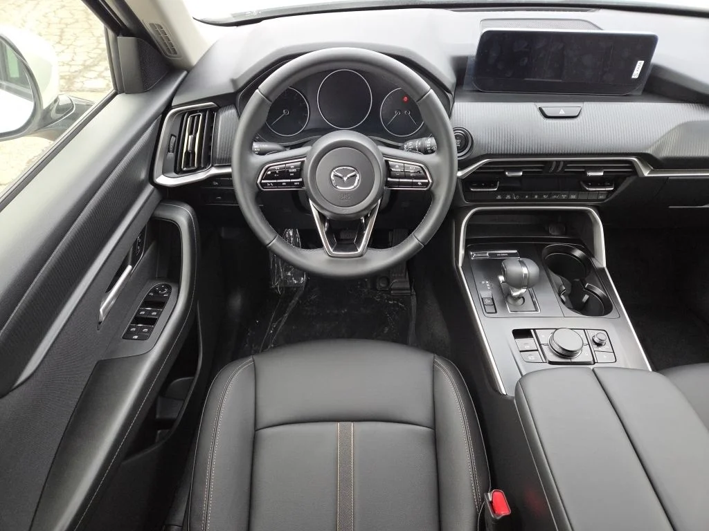 New 2026 White Mazda 3.3 Turbo Select image 18