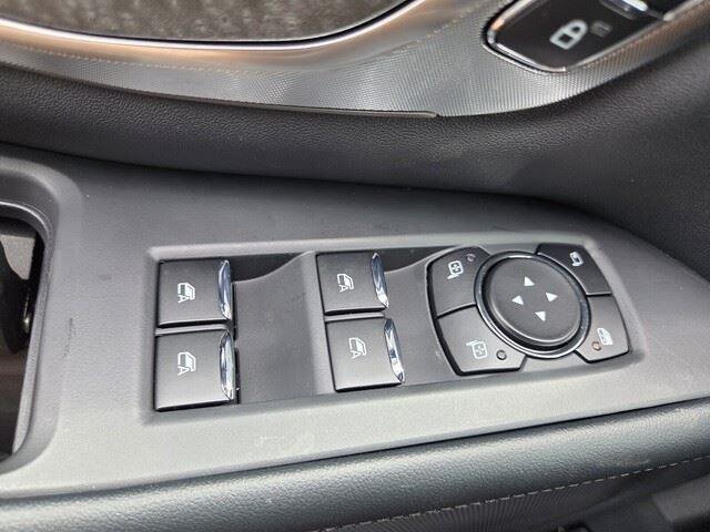 New 2026 Star White Metallic Tri-Coat Ford Tremor® image 22