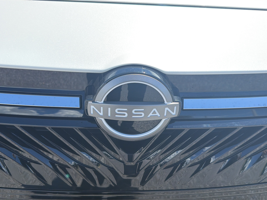 New 2027 White Nissan SR image 47