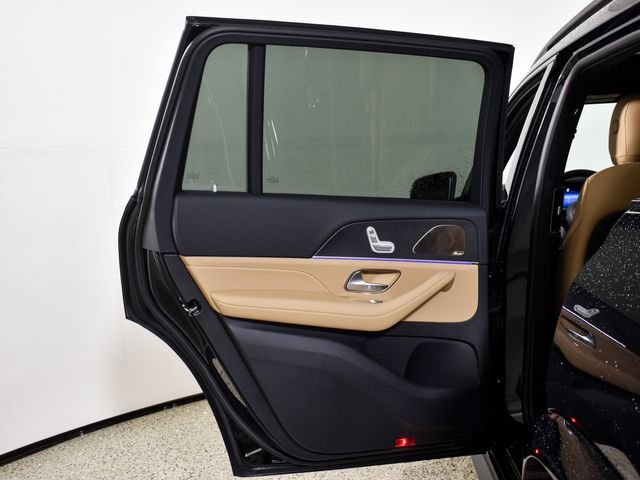 New 2026 Obsidian Black Metallic Mercedes-Benz GLS 450 image 40