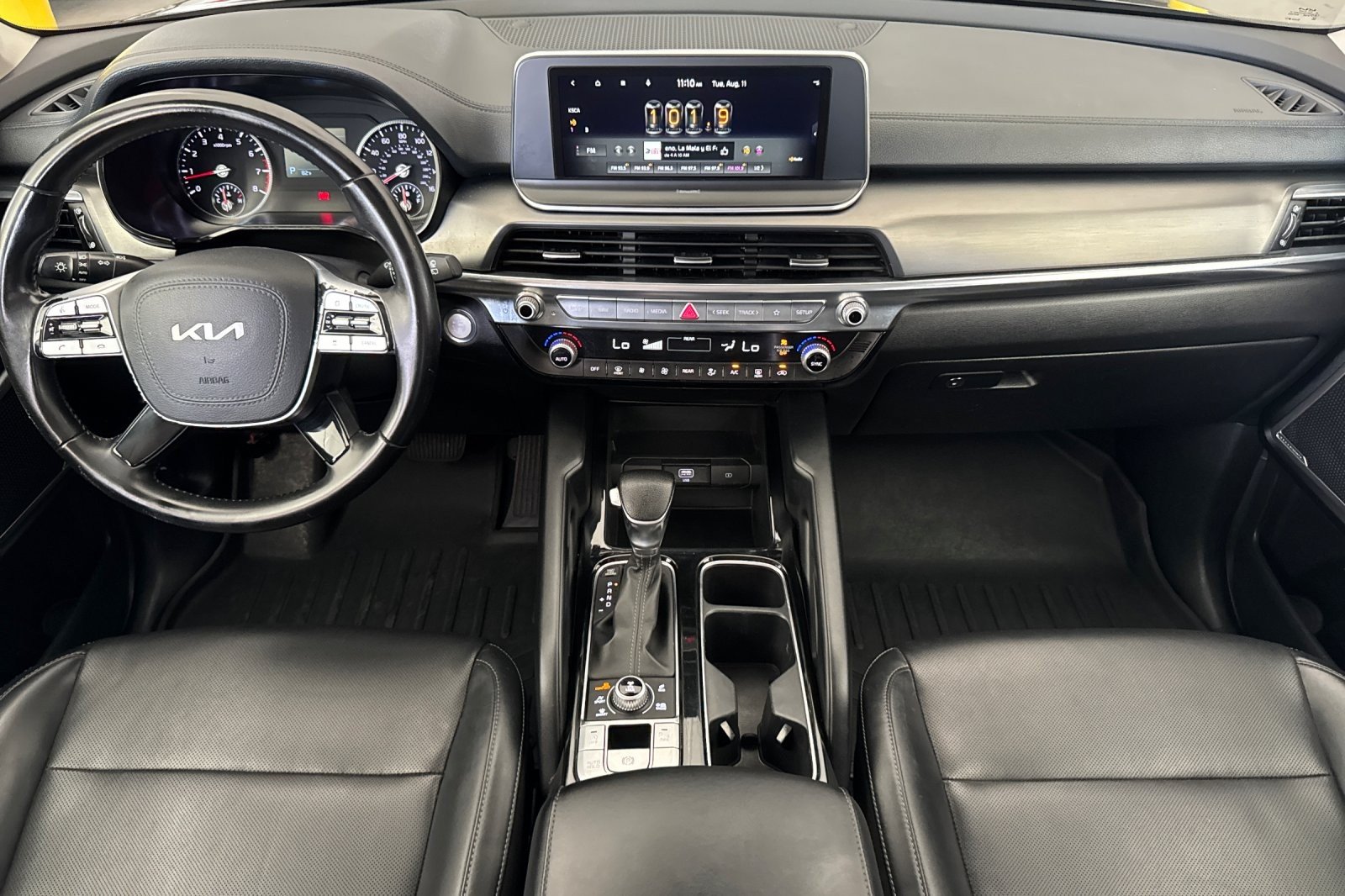 Used 2022 GRAY Kia LX image 12