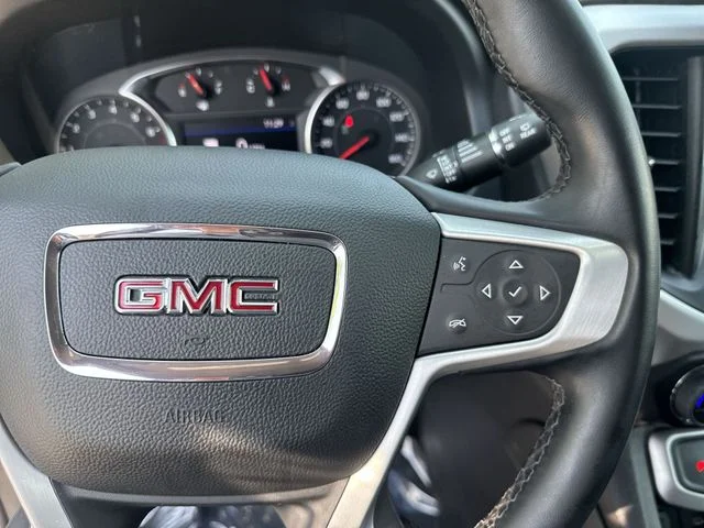 Used 2023 White GMC SLT image 20