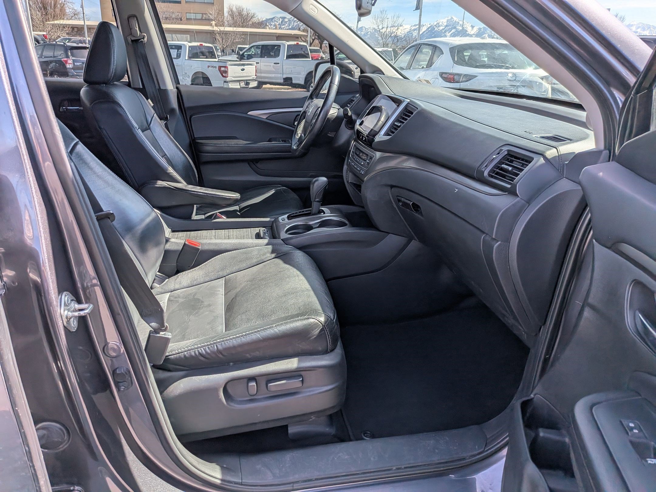 Used 2018 Gray Honda EX-L image 30