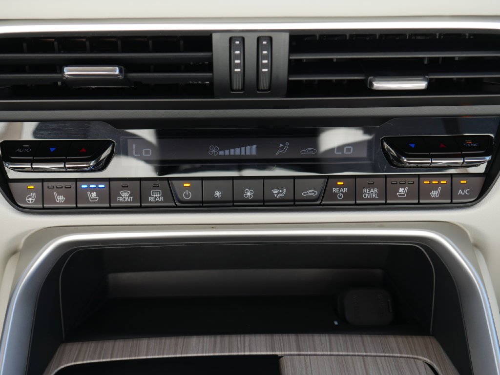 Certified Used 2024 White Mazda Premium Plus image 24