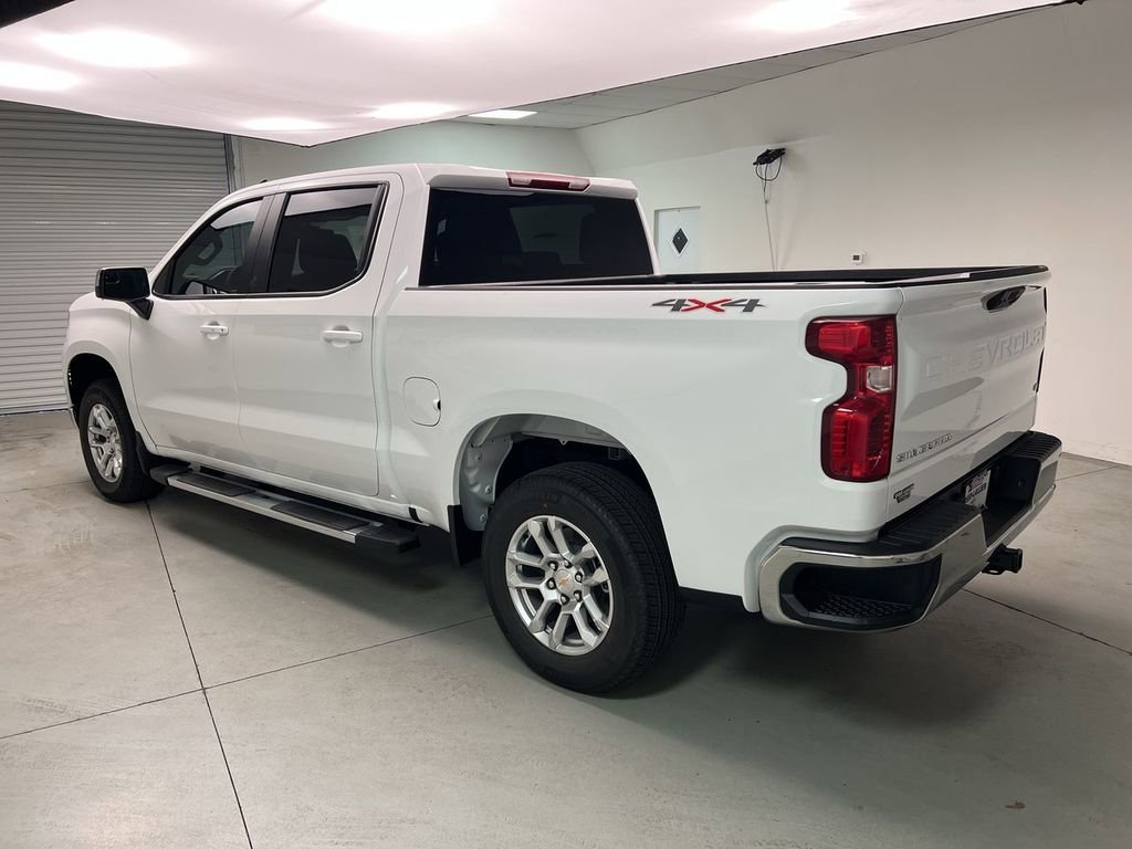 2026 Chevrolet Silverado 1500 LT - Photo 6