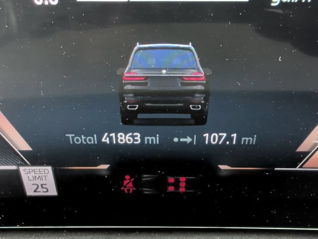 2025 BMW X7 40i - Photo 14