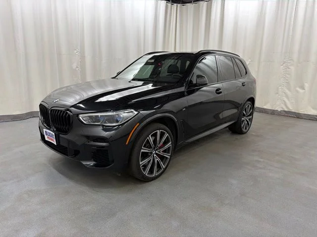 Used 2022 Black BMW M50i image 2