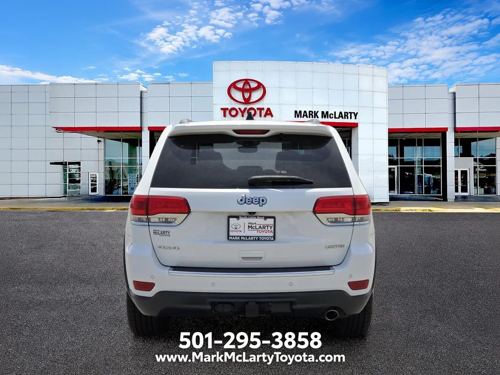 Used 2018 White Jeep Limited image 4