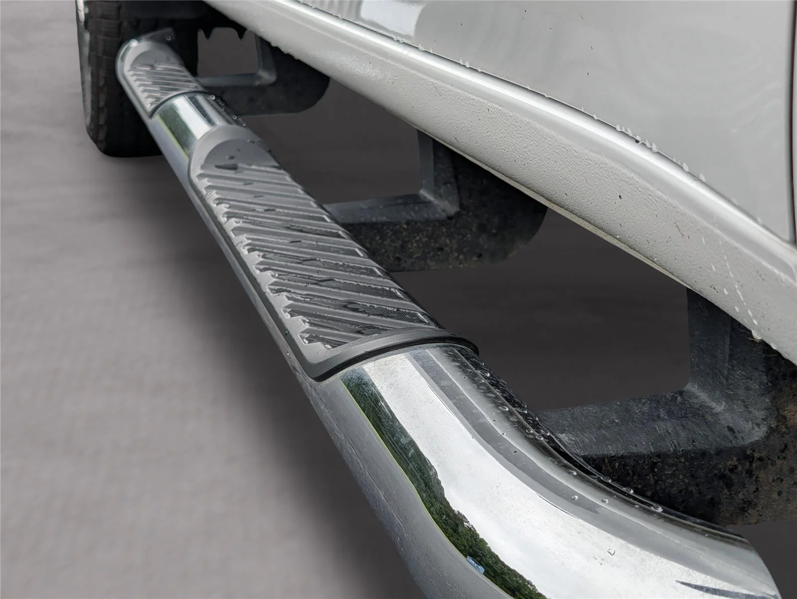 Used 2023 Summit White Chevrolet Custom image 40