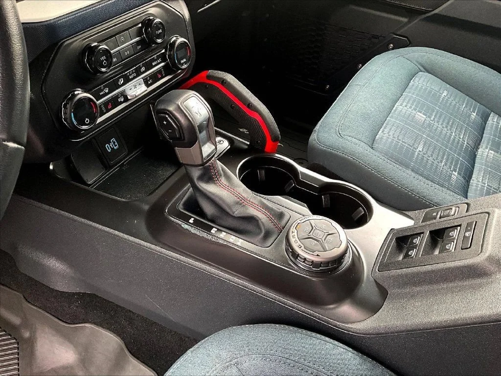 Used 2024 Azure Gray Metallic Ford Heritage Edition image 19