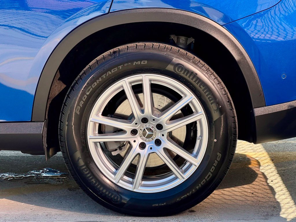 Certified Used 2026  Mercedes-Benz GLC 300 image 13