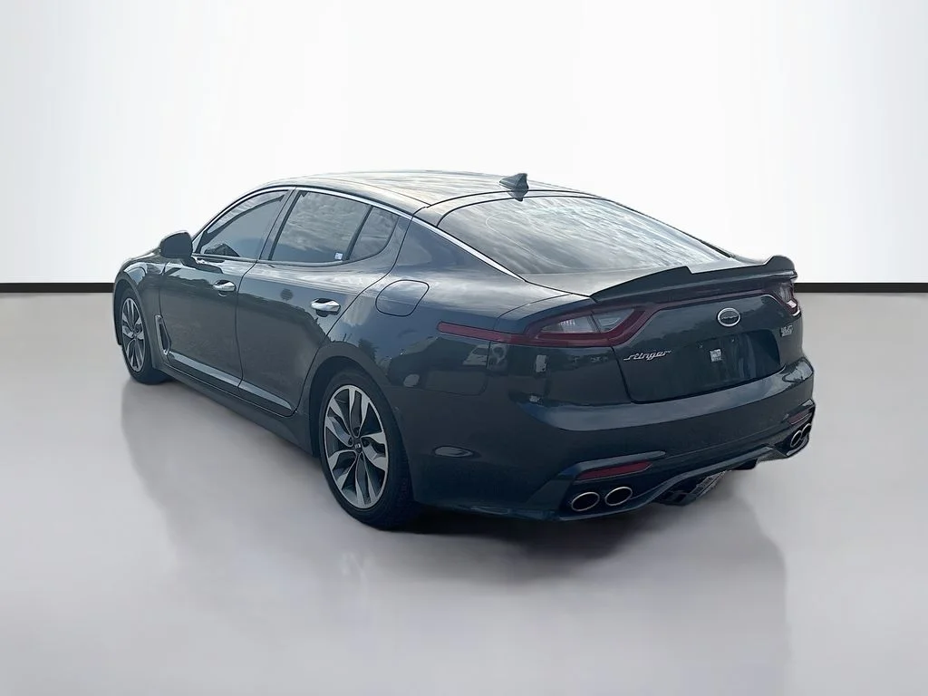 Used 2019 Gray Kia Base image 5