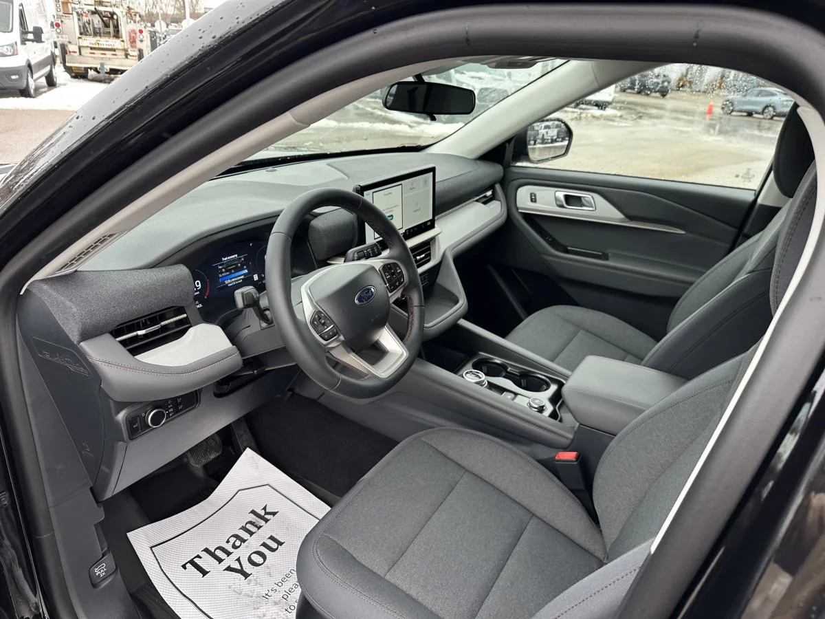 New 2026 Black Ford Active 200a Pkg image 10