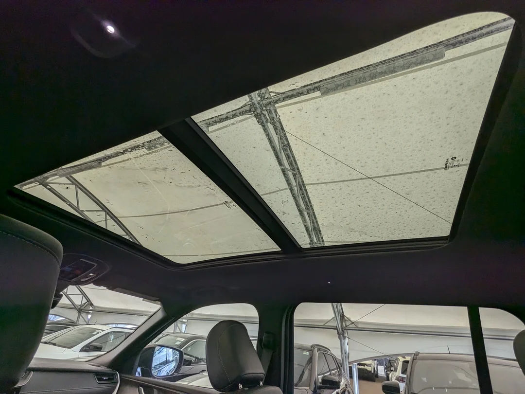 New 2026 Black Jeep Limited - - 4x4 - Dual- Pane Panoramic Sunroof - Trailer Tow Pkg - 9 Spkr/Subwoofer & More! image 26