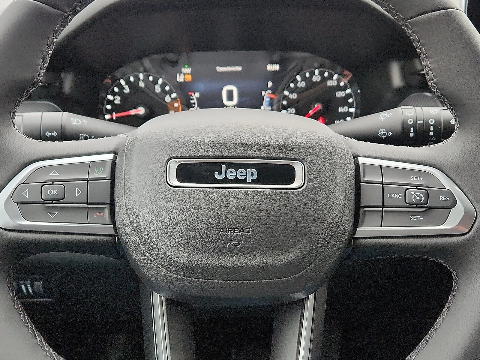 New 2026 White Jeep LATITUDE ALTITUDE 4X4 image 19
