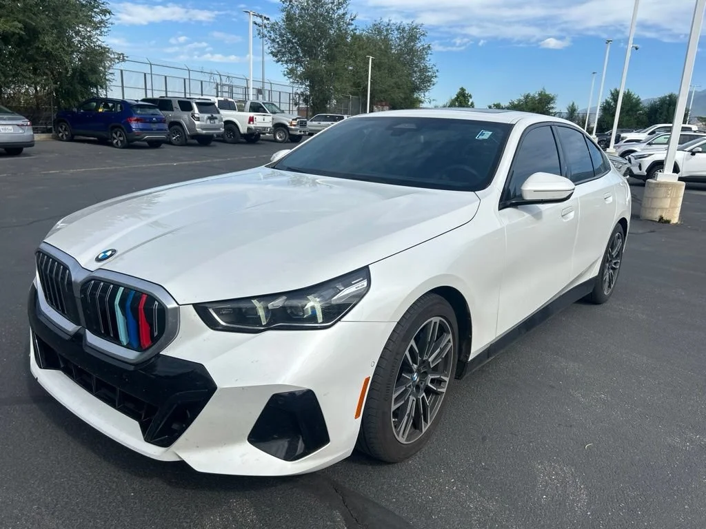 Used 2024 Mineral White Metallic BMW 530i xDrive image 14