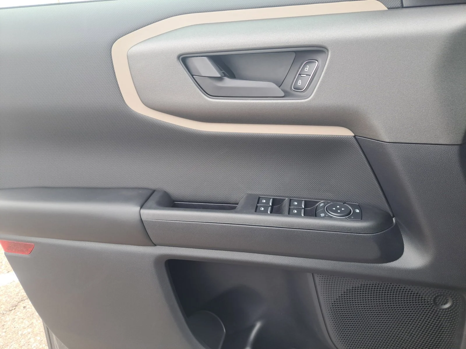 New 2026 Carbonized Gray Metallic Ford Big Bend image 26