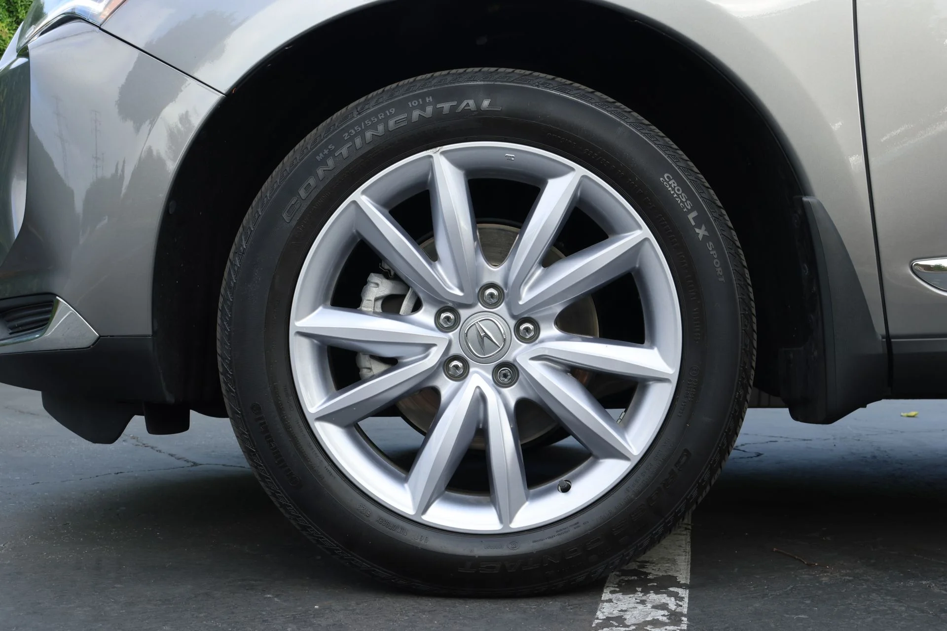 Certified Used 2024 Liquid Carbon Metallic Acura SH-AWD image 5