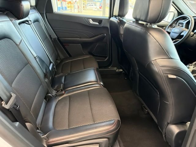 Used 2025 Silver Ford ST-Line Select image 8